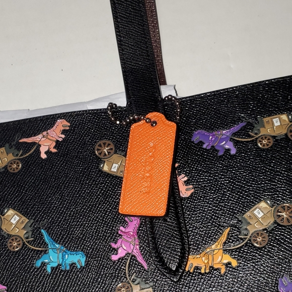 NWT coach Rexy Repeat Print Tote - Picture 4 of 6